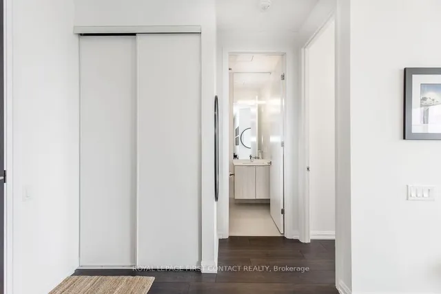 Additional image 18 of 4208 Dundas St Unit 606