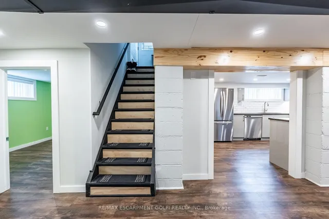 Additional image 25 of 119 King St