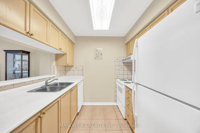 Additional image 14 of 650 Lawrence Ave Unit 706