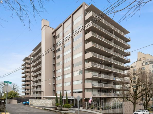 2323 SW Park Pl, Portland, OR