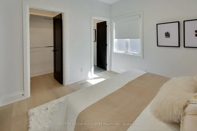 Additional image 33 of 393 Winnett Ave