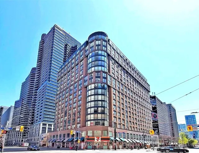 7 Carlton St Unit 809