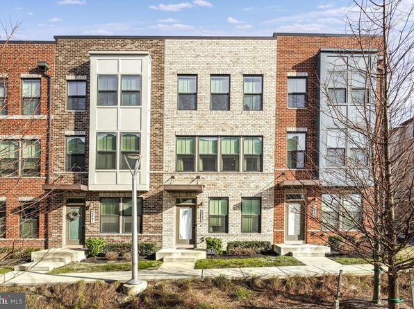 Primary image of 2843 Evansgreen Dr, Suitland, MD 20746