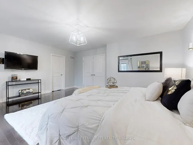 Additional image 21 of 84 Wendell Ave