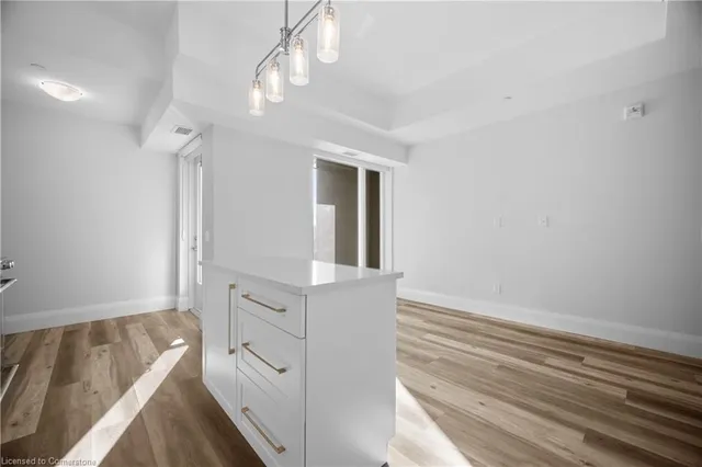 Additional image 25 of 51 David St Unit 204