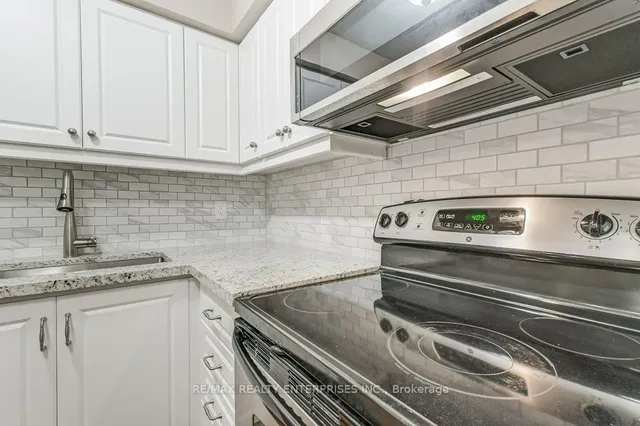 Additional image 7 of 3845 Lake Shore Blvd Unit 607