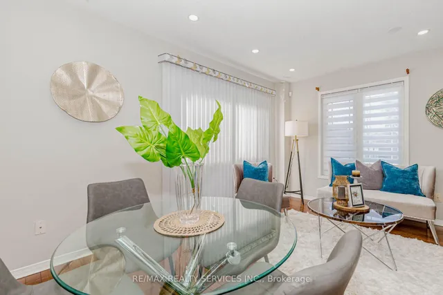 Additional image 4 of 1 Clover Bloom Rd