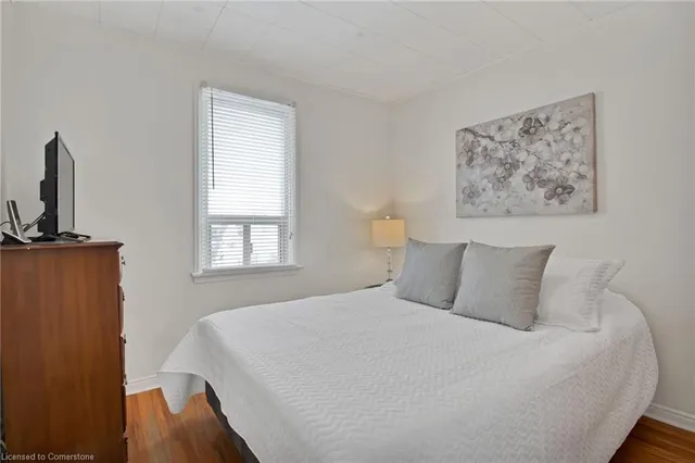 Additional image 11 of 218 East 44th St