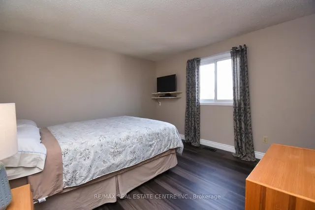 Additional image 22 of 56 Muscot Dr