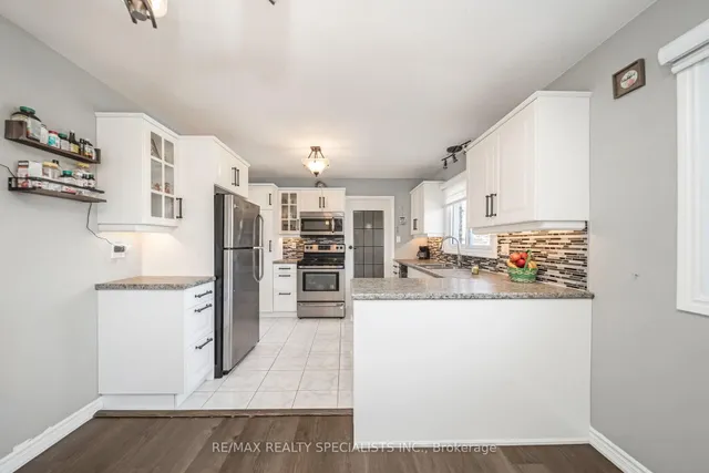 Additional image 15 of 158 Hickson Dr