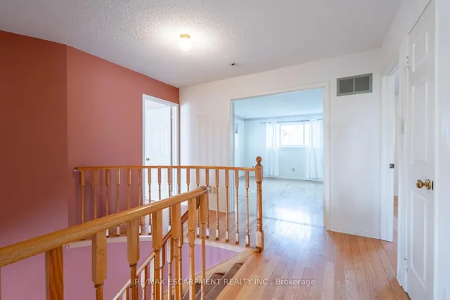 Additional image 19 of 7 Creekwood Pl