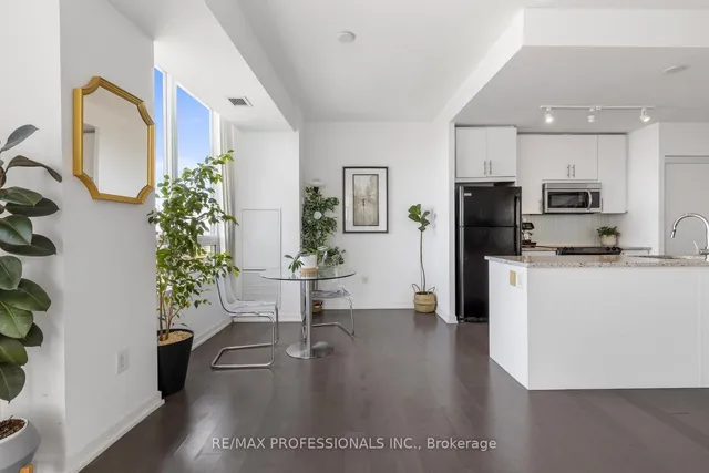 Additional image 12 of 70 Forest Manor Rd Unit 1806