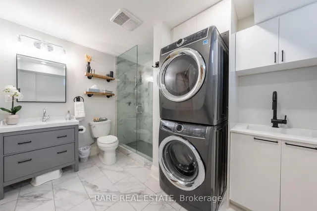 Additional image 18 of 152 Queensdale Ave