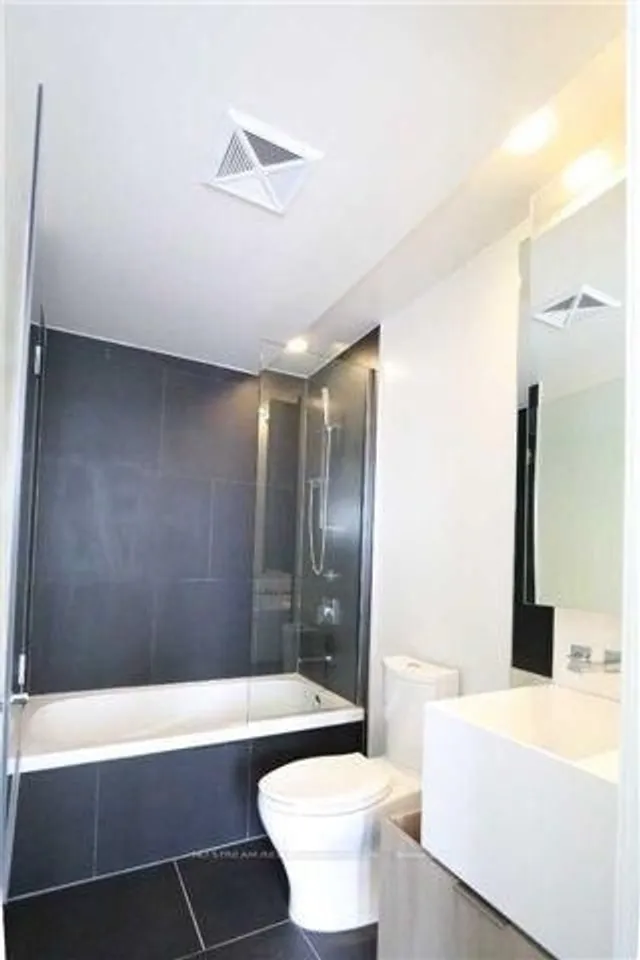 Additional image 24 of 1 Bloor St Unit 1701