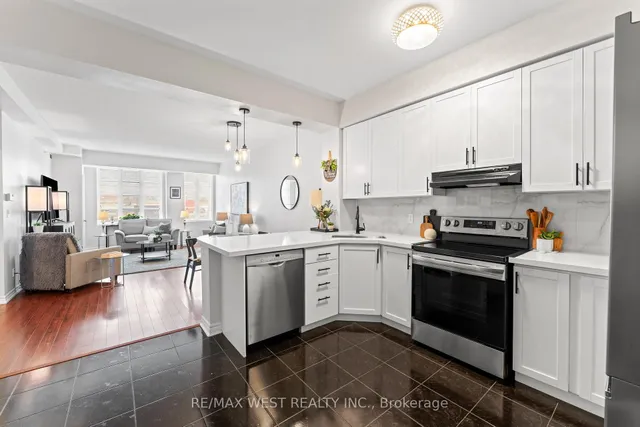 Additional image 2 of 3531 Lake Shore Blvd Unit 104