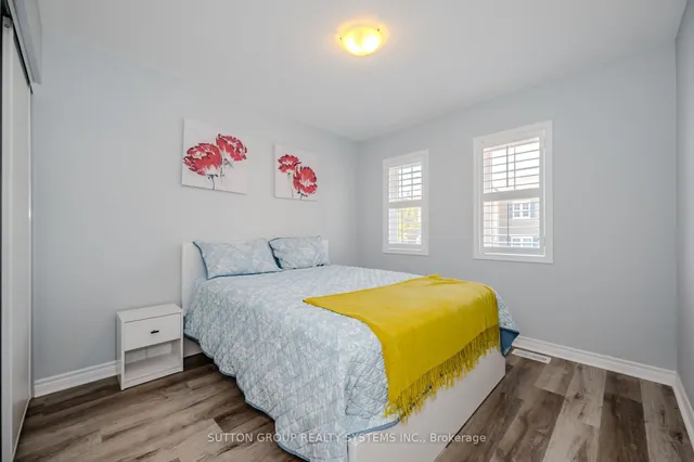 Additional image 16 of 230 Avonsyde Blvd Unit 37