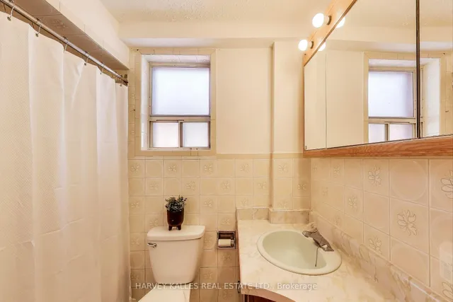 Additional image 21 of 228 Fairview Ave