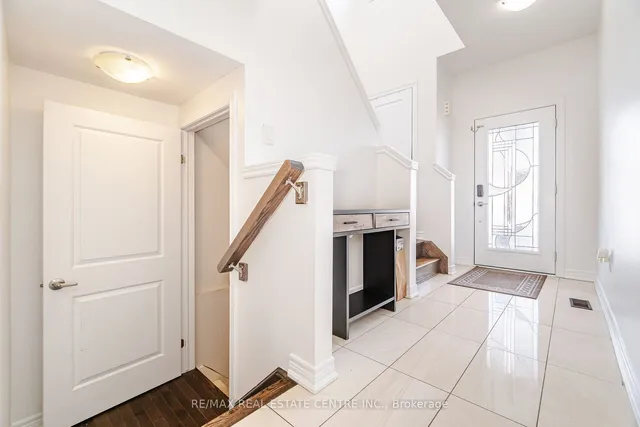 Additional image 20 of 136 Westbank Tr