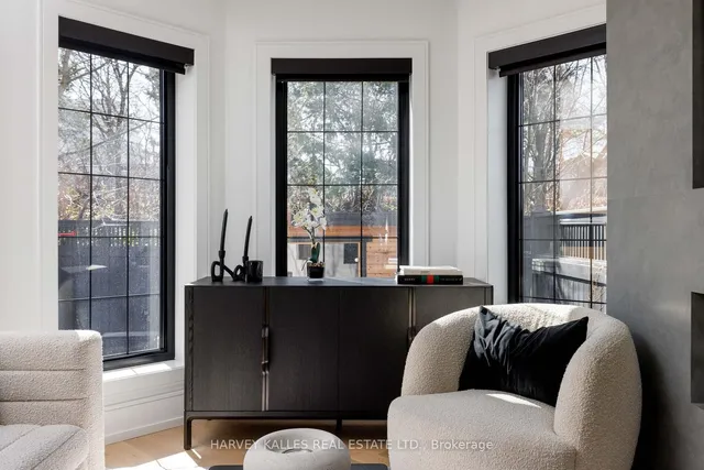 Additional image 13 of 233 MacPherson Ave