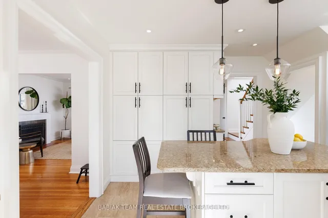 Additional image 15 of 17 Reid  Manor N/A