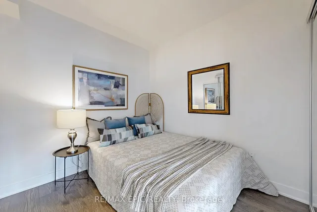 Additional image 19 of 955 Bay St Unit 409