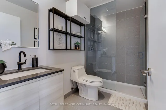 Additional image 16 of 1190 Dundas St Unit 903