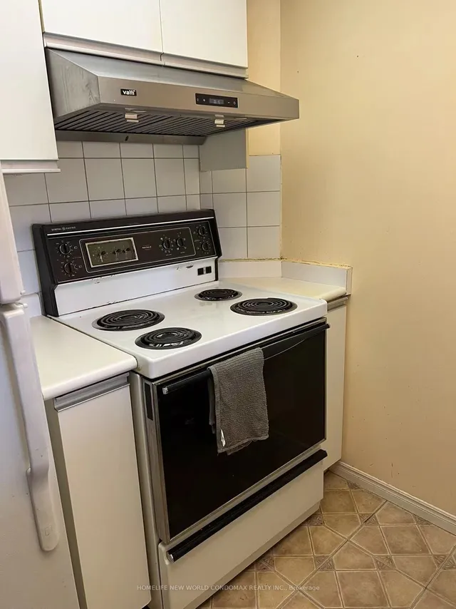 Additional image 8 of 7 Bishop Ave Unit 1015