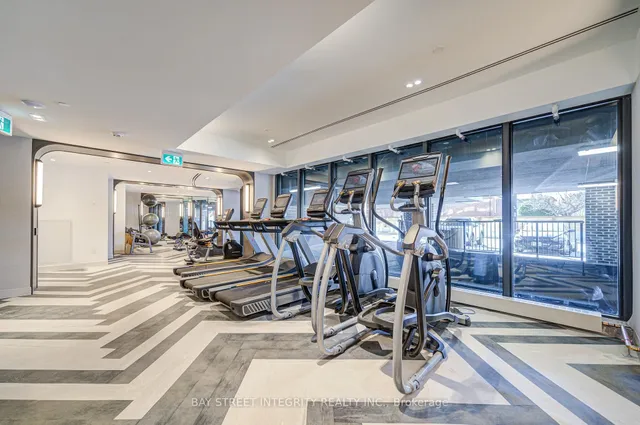 Additional image 32 of 556 Marlee Ave Unit 304