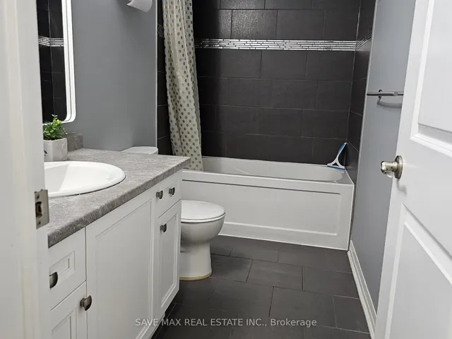 Additional image 13 of 1989 Ottawa St Unit 64H