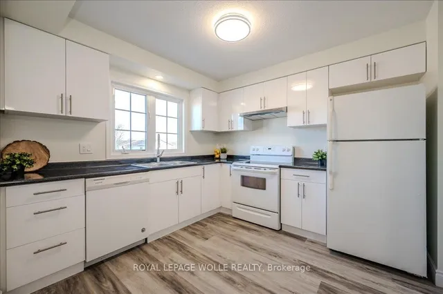 Additional image 14 of 147 Highland Cres