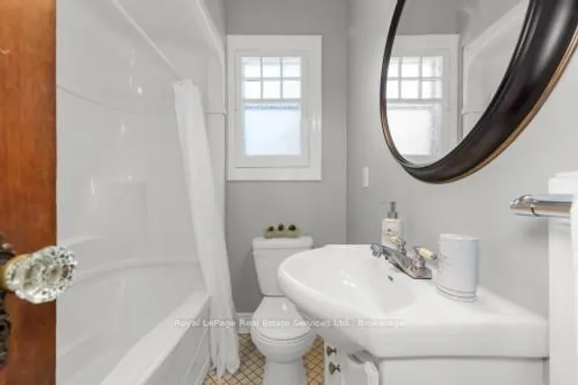 Additional image 13 of 100 Arkell St