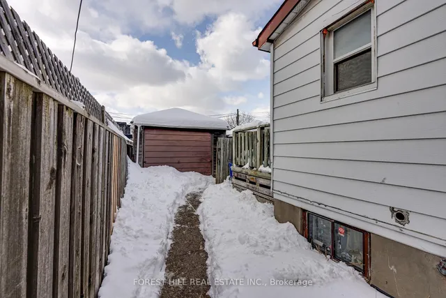 Additional image 4 of 666 Jane St