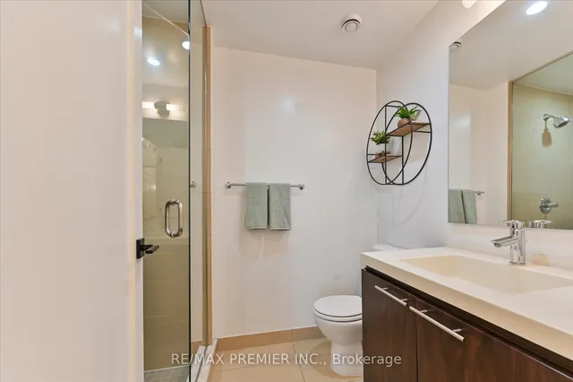 Additional image 24 of 25 Broadway Ave Unit 1002