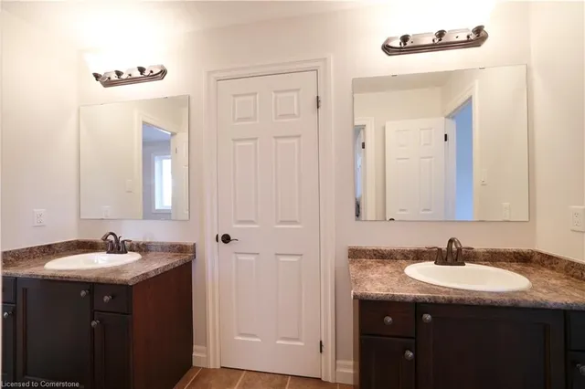 Additional image 32 of 341 Zeller Dr