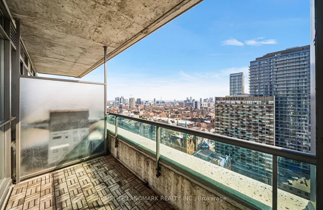 Additional image 19 of 281 Mutual St Unit 2102