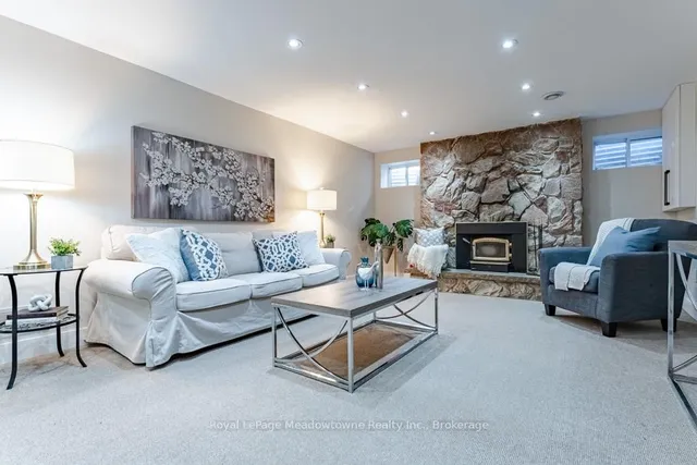 Additional image 31 of 572 Brock Crt