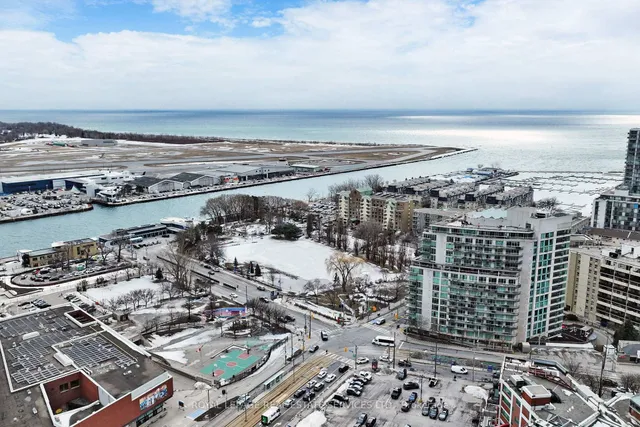 Additional image 28 of 650 Queens Quay Unit 216