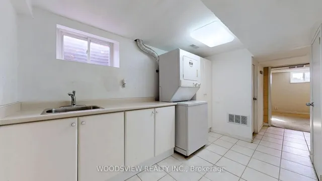 Additional image 32 of 98 Wigmore Dr