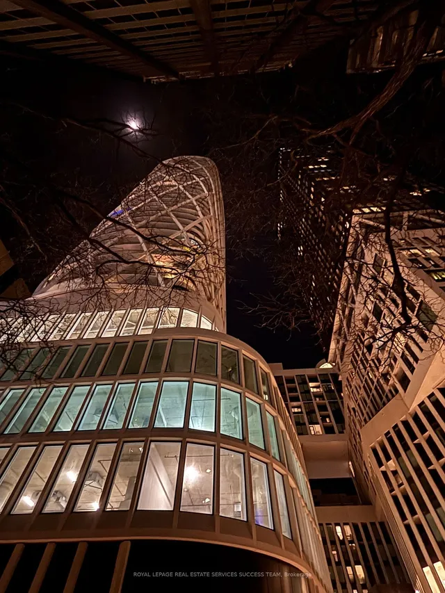 Additional image 18 of 238 Simcoe St Unit 3506