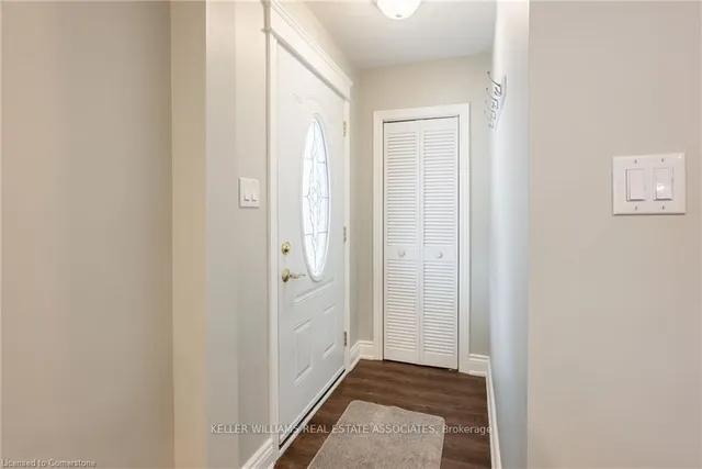 Additional image 3 of 225 East 38th St