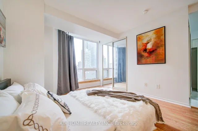 Additional image 14 of 1055 Bay St Unit 603