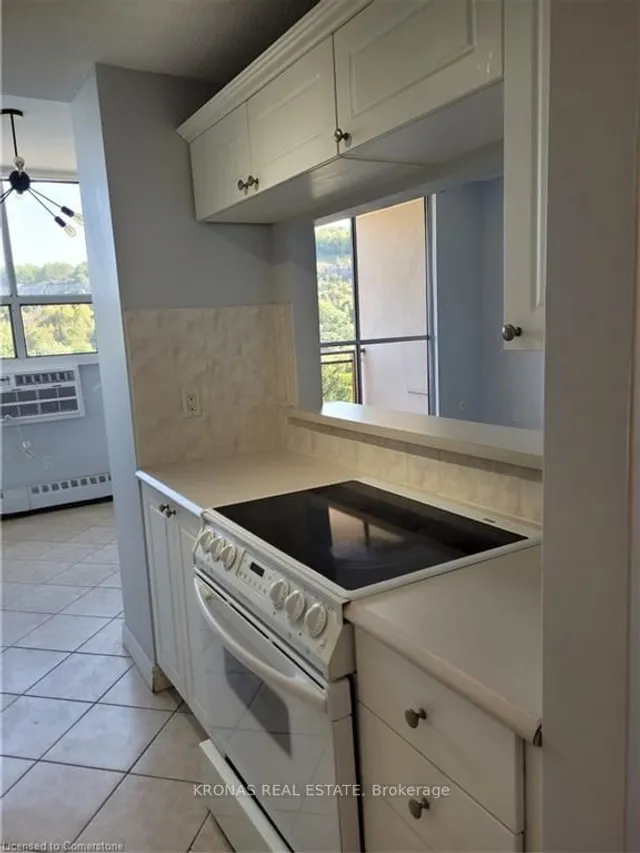 Additional image 4 of 1950 Main St Unit 1108