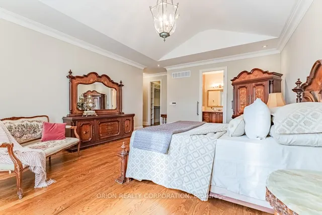 Additional image 17 of 293 La Rose Ave