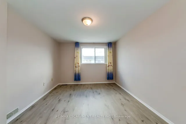 Additional image 23 of 120 Quigley Rd Unit 69