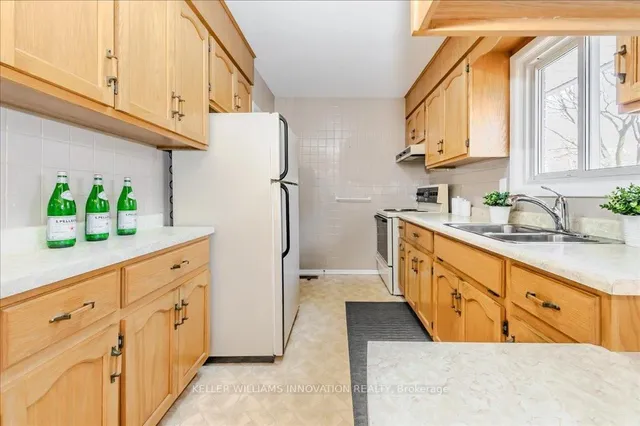 Additional image 19 of 7 Askin Pl