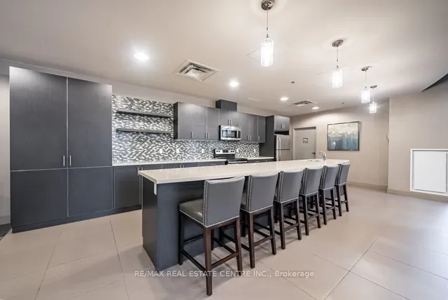 Additional image 29 of 90 Charlton Ave Unit 502