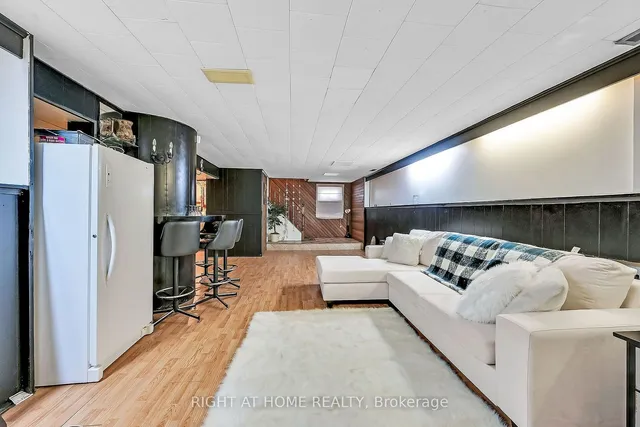 Additional image 35 of 98 Welbourn Dr