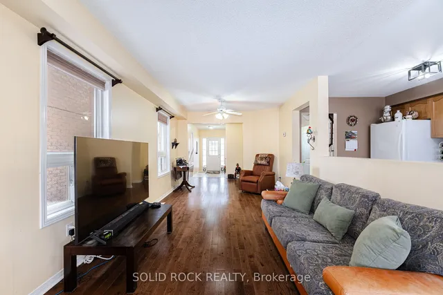 Additional image 7 of 35 Prince Cres