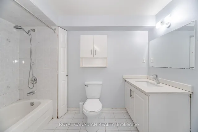 Additional image 45 of 69 Yellow Brick Rd