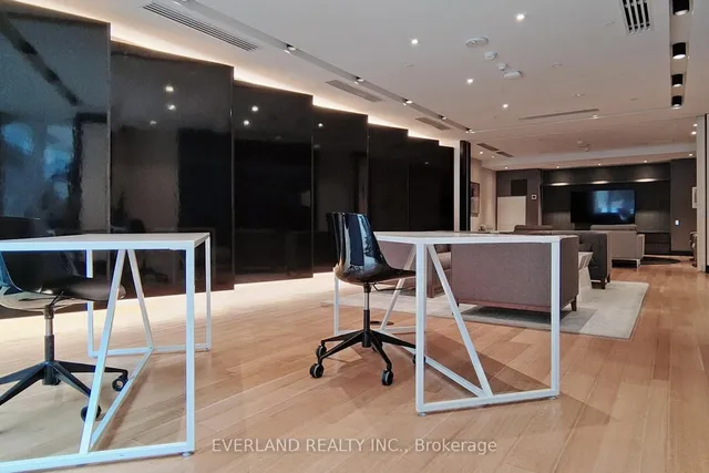 Additional image 20 of 30 Roehampton Ave Unit 3111